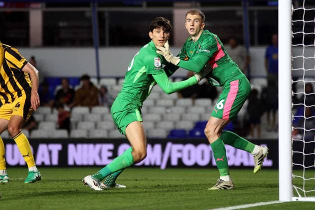 Birmingham City v Port Vale EFL Cup 26 08 2025. GOAL KEEPERS Birmingham City James Beadle Port Vale Joe Gauci during the EFL Cup match between Birmingham City and Port Vale at the St Andrew s @ Knighthead Park, Birmingham, England on 26 August 2025. Birmingham St Andrew s @ Knighthead Park West Midlands England Editorial use only DataCo restrictions apply See www.football-dataco.com , Copyright: xAndyxShawx PSI-22698-0024