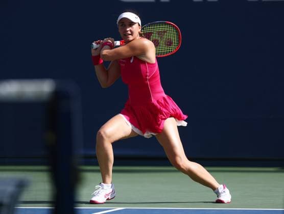2025 US Open Tennis Championships, Day Three, Billy Jean-King Tennis Centre, Flushing Meadows, New York, USA, 26 08 2025 Eva Lys (GER) in action during her first round match against Francesca Jones (GBR) in the 2025 US Open at Flushing Meadows New York Billy Jean King Tennis Centre, Flushing Meadows New York USA Copyright: xMarkxGreenwoodx