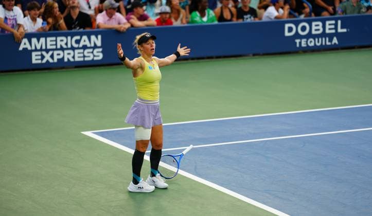 Laura Siegemund celebrates her first round win over Diana Shnaider 2025 US Open, Day Three, USTA Billie Jean King National Tennis Center, New York, USA - 26 Aug 2025New York USTA Billie Jean King National T New York (NY) United States of America  Copyright: xJavierxGarcia Shutterstockx 15451865ea
