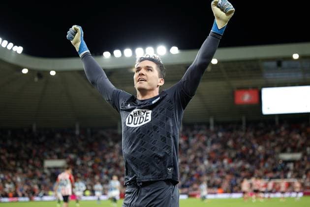 26th August 2025; Stadium of Light, Sunderland, England; EFL Carabao Cup Football, Sunderland versus Huddersfield Town; Robin Roefs of Sunderland celebrates saving and winning the shoot out Editorial use only: DataCo restrictions apply See www.football-dataco.com  CraigxCowan