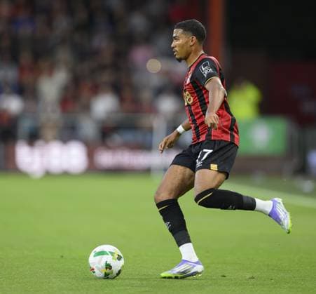 Bournemouth, England, August 26, 2025: Bournemouth s Amine Adli during the Carabao Cup 2025 26 Round 2 match between AFC Bournemouth and Brentford FC at the Vitality Stadium in Bournemouth, England. (Photo by David Horton Sports Press Photo) Copyright: xDavidxHorton SportsxPressxPhotox Sportspressphoto_SPR16987