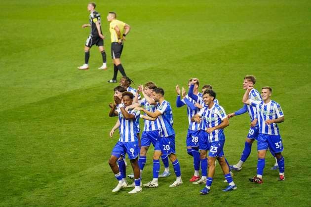 Sheffield Wednesday FC v Leeds United FC, Carabao Cup, 2nd Round Sheffield Wednesday forward Jamal Lowe (9) celebrates his sides goal 1-0 during the Sheffield Wednesday FC v Leeds United FC Carabao Cup, 2nd Round match at Hillsborough Stadium, Sheffield, England, United Kingdom on 26 August 2025 Credit: Eleanor Hoad Every Second Media Editorial use only. All images are copyright Every Second Media Limited. No images may be reproduced without prior permission. All rights reserved. Premier League and Football League images are subject to licensing agreements with Football DataCo Limited. see https: www.football-dataco.com Copyright: xIMAGO EveryxSecondxMediax ESM-1564-0041 EleanorxHoadx xEveryxSecondxMediax