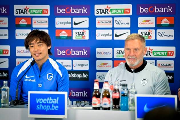 Racing Genk v Lech Poznan - UEFA Europa League Media Activities 27 08 2025 GENK, BELGIUM - AUGUST 27 : Fink Thorsten head coach and Ito Junya forward of KRC Genk talking to the press during a press conference, PK, Pressekonferenz ahead of the UEFA Europa League 2025 26 play-off round first leg between Racing Genk and Lech Poznan on August 27, 2025 in Genk, Belgium, 27 08 2025 Genk Belgium  Copyright: xSesx