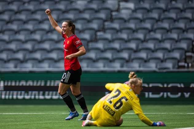 250827 Elisabeth Terland of Manchester United, ManU celebrates after 3-0 during the UEFA Women s Champions League qualifying match between Manchester United and PSV Eindhoven on August 27, 2025 in Stockholm. Photo: Jonathan Näckstrand BILDBYRAN COP 94 JN0223 fotboll football soccer fotball uefa womens champions league manchester united wfc psv eindhoven dam bbeng jubel celebration Copyright: JONATHANxNÄCKSTRAND BB250827JN013