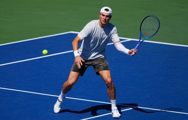 Jack Draper practices 2025 US Open, Day Four, USTA Billie Jean King National Tennis Center, New York, USA - 27 Aug 2025New York USTA Billie Jean King National T New York (NY) United States of America  Copyright: xJavierxGarcia Shutterstockx 15457575e