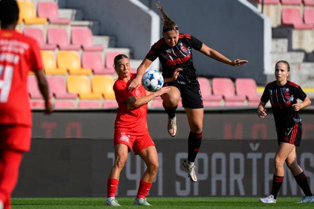 Josefine Funch of Nordsjaelland, left, and Katerina Kotrcova of Sparta in action during the second qualifying round of women s Champions League, semi-finals match Sparta Praha vs Nordsjaelland in Prague, Czech Republic, August 27, 2025. (CTKxPhoto MichalxKamaryt) CTKPhotoP2025082706129  CTKPhotoP2025082706129