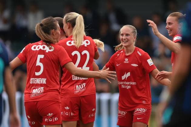 Milan, Italy, 27th August 2025. SK Brann players celebrate after Signe Gaupset scored to give the side a 2-1 lead during the SK Brann vs FC Internazionale Women UEFA Womens Champions League match at Youth Development Centre, Milan. Picture credit should read: Jonathan Moscrop Sportimage EDITORIAL USE ONLY. No use with unauthorised audio, video, data, fixture lists, club league logos or live services. Online in-match use limited to 120 images, no video emulation. No use in betting, games or single club league player publications. SPI_008_JM_SKBRANN_INTER_UWCL SPI-4080-0008