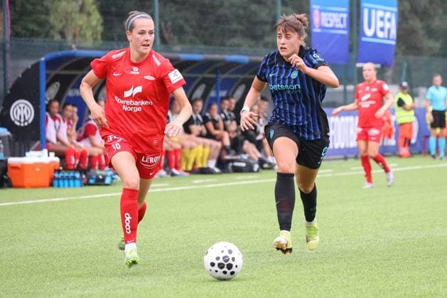 Joanna Tynnila and Elisa Polli during SK Brann vs Inter - FC Internazionale, UEFA Champions League Women football match in Milan, Italy, August 27 2025  Copyright: xRobertaxCorradin IPAxSportx xipa-agency.netx xx IPA_63398658 IPA_Agency_IPA63398658
