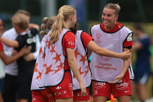 Milan, Italy, 27th August 2025. Dilja Yr Zomers of SK Brann celebrates the 2-1 victory with team mates following the final whistle of the SK Brann vs FC Internazionale Women UEFA Womens Champions League match at Youth Development Centre, Milan. Picture credit should read: Jonathan Moscrop Sportimage EDITORIAL USE ONLY. No use with unauthorised audio, video, data, fixture lists, club league logos or live services. Online in-match use limited to 120 images, no video emulation. No use in betting, games or single club league player publications. SPI_025_JM_SKBRANN_INTER_UWCL SPI-4080-0025