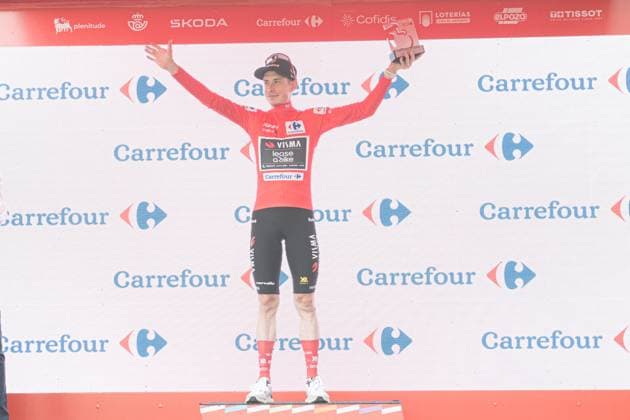 La Vuelta Ciclista a Espana 2025 a su paso por Figueres (Girona) El líder de La Vuelta Ciclista, Jonas Vingegaard, tras la contrarreloj por equipos, durante la Vuelta 2025 a su paso por Figueres, a 27 de agosto de 2025, en Figueres, Girona, Catalunya (Espana). La Vuelta Ciclista a Espana cumple 90 anos en su 80ª edición, visitando tres países (Italia, Francia y Andorra) junto a diez Comunidades Autónomas. Arrancó el pasado sábado 23 de agosto en Turín (Italia) y acabará el 14 de septiembre por las calles de Madrid, con un diseno centrado en la mitad norte del territorio espanol. 27 AGOSTO 2025;CATALUÑA;CICLISMO;BICIS;CICLISTAS;ETAPA;VUELTA A ESPAÑA;VUELTA CICLISTA;DEPORTE;CONTRARRELOJ;CRONO POR EQUIPOS; Glòria Sá Figueres, Girona (Catalunya) Figueres, Girona (Catalunya) Espana Copyright: xGlòriaxSanchezx 6918398