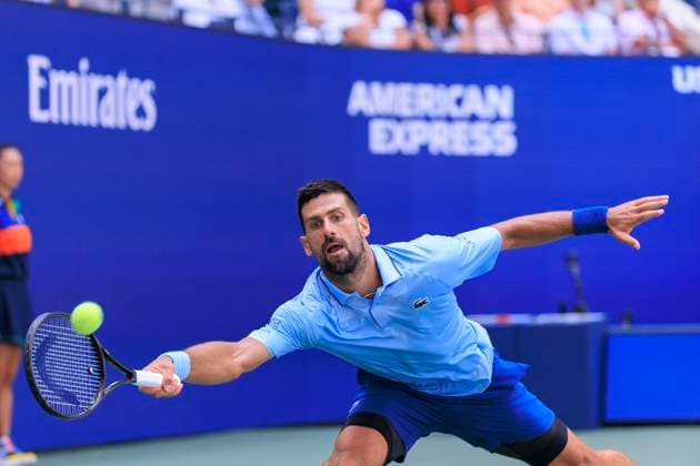 August 27, 2025, Flushing Meadows, New York, USA: Novak Djokovic stretches for a forehand return during a match against Zachary Svajda on Day 4 of the 2025 US Open at USTA Billie Jean King National Tennis Center on Wednesday August 27, 2025 in the Flushing neighborhood of the Queens borough of New York City. JAVIER ROJAS PI Flushing Meadows USA - ZUMAp124 20250827_zaa_p124_059 Copyright: xJavierxRojasx