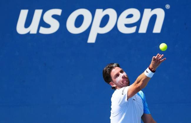 Cameron Norrie in second round action 2025 US Open, Day Four, USTA Billie Jean King National Tennis Center, New York, USA - 27 Aug 2025New York USTA Billie Jean King National T New York (NY) United States of America  Copyright: xJavierxGarcia Shutterstockx 15457575ak