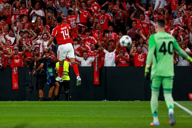 Vangelis Pavlidis of SL Benfica celebrates after scoring a goal during the UEFA Champions League play-off second leg match between SL Benfica and Fenerbahce at Estadio da Luz on August 27, 2025 in Lisbon, Portugal. UEFA Champions League play-off 2nd Leg - SL Benfica vs Fenerbahce (Valter Gouveia SPP) Copyright: xValterxGouveia SPPx spp-en-VaGo-VG_L9841