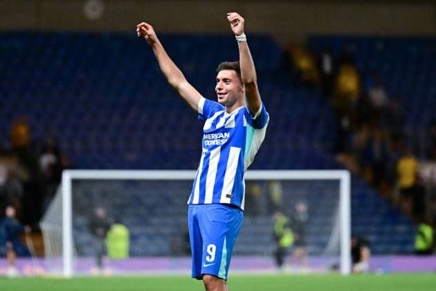Oxford United v Brighton and Hove Albion EFL Cup 27 08 2025. Brighton and Hove Albion forward Stefanos Tzimas celebrates victory during the EFL Cup match between Oxford United and Brighton and Hove Albion at the Kassam Stadium, Oxford, England on 27 August 2025. Oxford Kassam Stadium Oxfordshire England Editorial use only DataCo restrictions apply See www.football-dataco.com , Copyright: xDennisxGoodwinx PSI-22704-0040