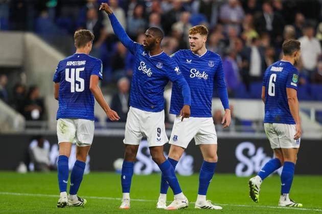 Everton FC v Mansfield Town FC, Carabao Cup 2nd Round Beto of Everton celebrates his goal with team mate Harrison Armstrong of Everton during the Everton FC v Mansfield Town FC Carabao Cup 2nd Round match at the Hill Dickinson Stadium, Liverpool, England, United Kingdom on 27 August 2025 Credit: Lee Keuneke Every Second Media Editorial use only. All images are copyright Every Second Media Limited. No images may be reproduced without prior permission. All rights reserved. Premier League and Football League images are subject to licensing agreements with Football DataCo Limited. see https: www.football-dataco.com Copyright: xIMAGO EveryxSecondxMediax ESM-1565-0035 LeexKeunekex xEveryxSecondxMediax