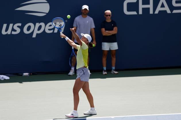 TENIS US OPEN 2025 27082025 N Z IGA SWIATEK DARIA ABRAMOWICZ WIM FISSETTE BELGIA W TRAKCIE TRENINGU NA TURNIEJU WIELKIEGO SZLEMA US OPEN 2025 MARCIN CHOLEWINSKI NEWSPIX.PL TENNIS US OPEN 2025 27082025 IGA SWIATEK DARIA ABRAMOWICZ WIM FISSETTE OF BELGIUM DURING THE PRACTISE SESSION NEWSPIX.PL --- newspix.pl 