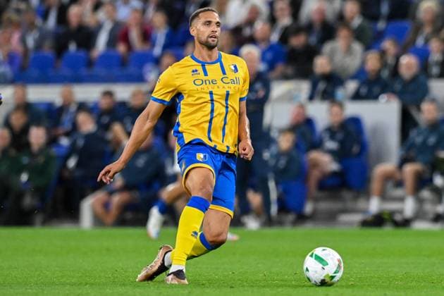 Everton v Mansfield Town Carabao Cup Jordan Bowery of Mansfield Town during the Carabao Cup Second Round match at the Hill Dickson Stadium, Liverpool UK Newspapers OUT Copyright: xKarlxVallantinex FIL-22149-0077