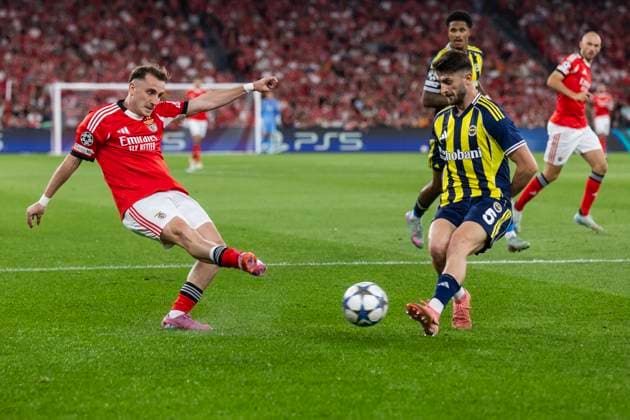 August 27, 2025, Lisbon, Portugal: Kerem Akturkoglu (L) of SL Benfica and Ismail Yuksek (R) of Fenerbahce seen in action during the UEFA Champions League playoff 2nd leg match between SL Benfica and Fenerbahce at Estadio da Luz Stadium. Final score SL Benfica 1 : 0 Fenerbahce Lisbon Portugal - ZUMAs197 20250827_aaa_s197_523 Copyright: xHugoxAmaralx