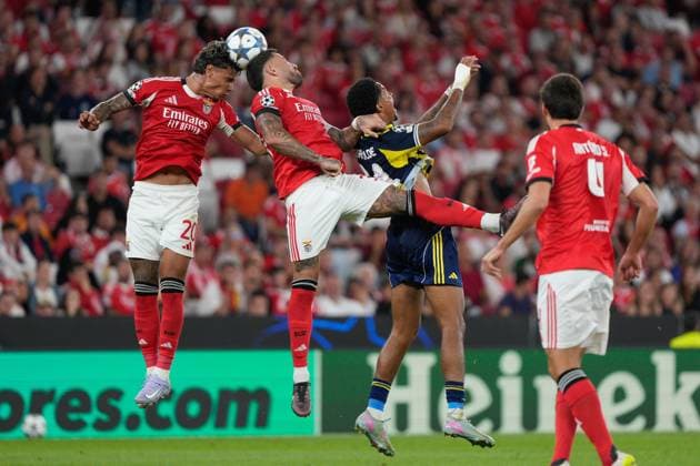 August 27, 2025, Lisbon, Portugal: Richard Rios of SL Benfica (L), Nicolas Otamendi of SL Benfica (C), Jayden Oosterwolde of Fenerbahce SK (C) and Antonio Silva of SL Benfica (R) seen in action during UEFA Champions League 2025 26 Play-offs 2nd leg between SL Benfica and Fenerbahce SK at Estadio da Luz. Final score SL Benfica 1 : 0 Fenerbahce SK Lisbon Portugal - ZUMAs197 20250827_aaa_s197_624 Copyright: xBrunoxdexCarvalhox