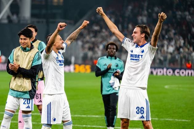 FC Copenhagen v FC Basel, UEFA Champions League qualification, Copenhagen, Denmark Copenhagen, Denmark. 27th, August 2025. Jordan Larsson (L) and William Clem (36) of FC Copenhagen seen in celebration after the victory in the UEFA Champions League qualification match between FC Copenhagen and FC Basel at Parken in Copenhagen. Denmark, Copenhagen  Copyright: xGonzalesxPhoto TobiasxJorgensenx