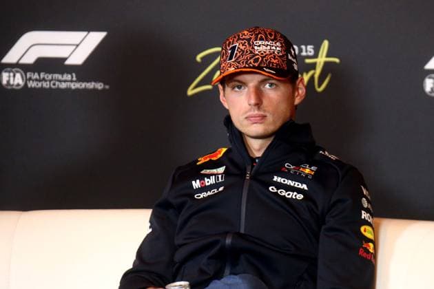 28.08.2025, xsvx, Motorsport FIA Formel 1, 2025 Dutch Grand Prix v.l. Max Verstappen (Oracle Red Bull Racing) Startnummer 1 bei der Pressekonferenz (FIA REGULATIONS PROHIBIT ANY USE OF PHOTOGRAPHS as IMAGE SEQUENCES and or QUASI-VIDEO) Zandvoort