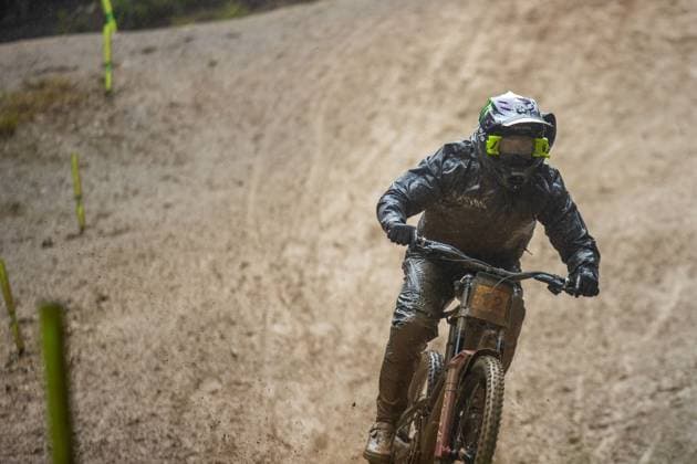 Whoop UCI Downhill Worldcup Les Gets SHAW Luca CANYON CLLCTV FACTORY TEAMat Whoop UCI Downhill Worldcup Les Gets , 28.08.2025,in Les Gets ,FRA Foto: Sebastian Sternemann