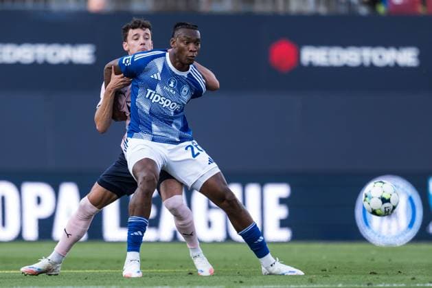 250828 Colin Rösler of Malmö FF and Muhamed Tijani of SK Sigma Olomouc during the second leg UEFA Europa League play-off football match between SK Sigma Olomouc and Malmö FF on August 28, 2025 in Olomouc. Photo: Petter Arvidson BILDBYRAN kod PA PA1072 fotboll football soccer fotball uefa europa league europa league malmö ff sk sigma olomouc bbeng playoff Copyright: PETTERxARVIDSON BB250828PA077
