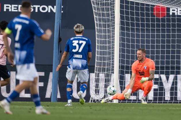 250828 Goalkeeper Robin Olsen of Malmö FF during the second leg UEFA Europa League play-off football match between SK Sigma Olomouc and Malmö FF on August 28, 2025 in Olomouc. Photo: Petter Arvidson BILDBYRAN kod PA PA1072 fotboll football soccer fotball uefa europa league europa league malmö ff sk sigma olomouc bbeng playoff Copyright: PETTERxARVIDSON BB250828PA089
