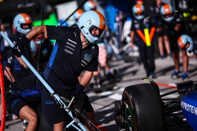 Atlassian Williams Racing during pit stop practice, F1 Grand Prix of the Netherlands at Circuit Zandvoort on August 28, 2025 in Zandvoort, Netherlands. (Photo by HOCH ZWEI) Zandvoort Netherlands