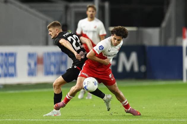 UTRECHT , 28-08-2025 , stadium Galgenwaard , season 2025 2026 , UEFA Europa League football , Play offs 2nd leg , match between FC Utrecht and Zrinjski , picture shows Zrinjski player Jakov Pranjic, FC Utrecht player Miguel Rodriguez Utrecht - Zrinjski  x30715044x Copyright: