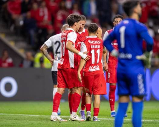 August 28, 2025, Braga, Braga, Portugal: PAU VICTOR from SC Braga seen celebrating his goal during the UEFA Europe League 2025 26 playoff match between SC Braga and Lincoln Red Imps at Estadio Municipal de Braga on August 28, 2025 in Braga, Portugal. Braga Portugal - ZUMAl192 20250828_zsp_l192_086 Copyright: xMiguelxLemosx
