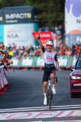 La Vuelta - 80th Tour of Spain 2025 - Stage 6 Jay Vine from Australia of the UAE Team Emirates XRG participates in stage 6 of La Vuelta 2025, which connects Olot in Girona and Pal in Andorra, on August 28, 2025. Andorra Andorra  Copyright: xMartinxSilvaxCosentinox originalFilename:silvacosentino-jayvinef250828_npkY4.jpg