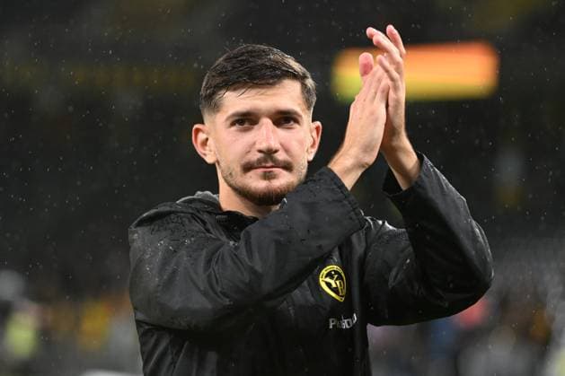 28.08.2025, Bern, Wankdorf, Uefa Europa League, Playoffs, BSC Young Boys - Slovan Bratislava, 37 Armin Gigovic (Young Boys) freut sich über den Sieg. Bern Wankdorf Bern Switzerland Copyright: xJustPictures.ch ManuelxWinterbergerx jp-de-MaWi-MWI_1482