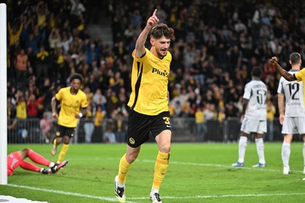 28.08.2025, Bern, Wankdorf, Uefa Europa League, Playoffs, BSC Young Boys - Slovan Bratislava, 37 Armin Gigovic (Young Boys) freut sich über seinen Treffer zum 1:0. Bern Wankdorf Bern Switzerland Copyright: xJustPictures.ch ManuelxWinterbergerx jp-de-MaWi-MWI_1219
