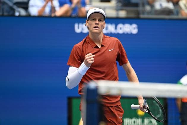 (250829) -- NEW YORK, Aug. 29, 2025 -- Jannik Sinner celebrates scoring during the men s singles second round match between Jannik Sinner of Italy and Alexei Popyrin of Australia at the 2025 US Open tennis championships in New York, the United States, on Aug. 28, 2025. ) (SP)U.S.-NEW YORK-TENNIS-US OPEN-MEN S SINGLES-SINNER VS POPYRIN LixRui 