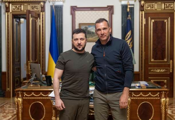 May 18, 2022, Kyiv, Ukraine: Ukrainian President Volodymyr Zelenskyy, poses with Ukrainian football manager and former player, Andriy Shevchenko at the Mariinsky Palace, May 18, 2022 in Kyiv, Ukraine. Shevchenko was appointed the first ambassador of the UNITED24 charity to help rebuild Ukraine once the Russian invasion ends. Copyright: xUkrainexPresidencyx