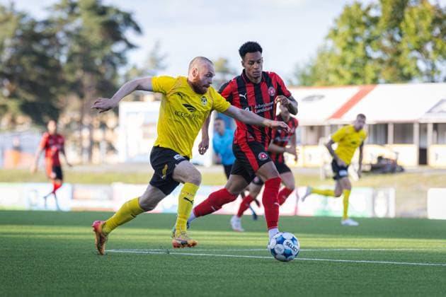 xxkeikkaxx 20250828 Kuopio UEFA Europa League Qualifier Play-offs ottelu KuPS vs FC Midtjylland. Kuvassa KuPSin Jerry Voutilainen. Niklas Pehkonen All Over Press