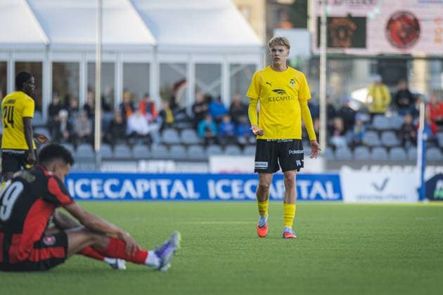 xxkeikkaxx 20250828 Kuopio UEFA Europa League Qualifier Play-offs ottelu KuPS vs FC Midtjylland. Kuvassa KuPSin Samuel Pasanen. Niklas Pehkonen All Over Press