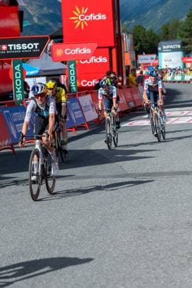 La Vuelta - 80th Tour of Spain 2025 - Stage 6 Cyclists participate in stage 6 of La Vuelta 2025, which connects Olot in Girona and Pal in Andorra, on August 28, 2025. Andorra Andorra  Copyright: xMartinxSilvaxCosentinox originalFilename:silvacosentino-cyclists250828_nptuC.jpg