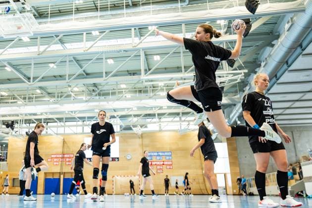 28.08.2025, GER, Handball, Frauen, Saison 2025 2026, Alsco 1.Bundesliga, Thueringer HC Saisoneröffnung öffentliches Training Mannschaftspraesentation Anna Szabo (Thueringer HC,26) 99947 Bad Langensalza Salza Halle Sporthalle Mehrz Thüringen Deutschland