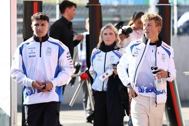 F1 Grand Prix Of The Netherlands 2025 Practice 1 Isack Hadjar and Liam Lawson of Racing Bulls before the second practice ahead of the Formula 1 Grand Prix of The Netherlands at Circuit Zandvoort in Zandvoort, Netherlands on August 29, 2025. Zandvoort Netherlands  Copyright: xJakubxPorzyckix originalFilename:porzycki-f1grandp250829_npspv.jpg