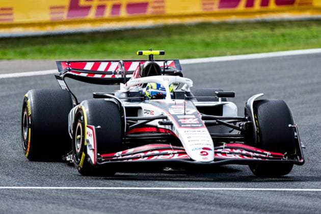 2025-08-29 F1 - Heineken Dutch GP - Free Practice 1 ZANDVOORT, NETHERLANDS - AUGUST 29: Oliver Bearman of Haas competing in the Free Practice 1 during F1 - Heineken Dutch GP on August 29, 2025 in Zandvoort, Netherlands. Zandvoort Netherlands Content not available for redistribution in The Netherlands directly or indirectly through any third parties. Copyright: xAndrexWeeningx
