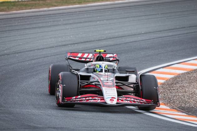 Formula 1 Heineken Dutch Grand Prix 2025 Laurent Lefebvre OVERTAKE MAXPPP - Zandvoort 29 08 2025 87 BEARMAN Oliver (gbr), MoneyGram Haas F1 Team, action at the Formula 1 Heineken Dutch Grand Prix 2025, the 15th round of the 2025 FIA Formula 1 World Championship, WM, Weltmeisterschaft at Circuit Zandvoort in Zandvoort, Netherlands, from 28 to 31 August 2025 Zandvoort Netherlands  Copyright: xOVERTAKE MAXPPPxLaurentxLefebvrex OVT202508299321 OVT202508299321