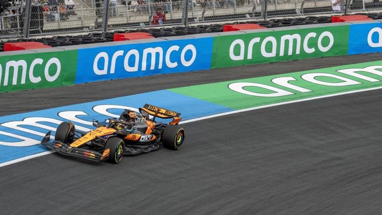 NÂ°81 Oscar Piastri AUS McLaren Formula 1 Team during Heineken Dutch Grand Prix 2025, Formula 1 Championship in Netherlands, Netherlands, August 29 2025  Copyright: xOttoxMoretti IPAxSportx xipa-agency.netx xx IPA_63559716 IPA_Agency_IPA63559716