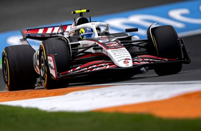 ZANDVOORT - Oliver Bearman (Haas) during the first free practice session before the Dutch F1 Grand Prix at the Zandvoort Circuit. ANP SANDER KONING xVIxANPxSportx xxANPxIVx 534413786 originalFilename: 534413786.jpg