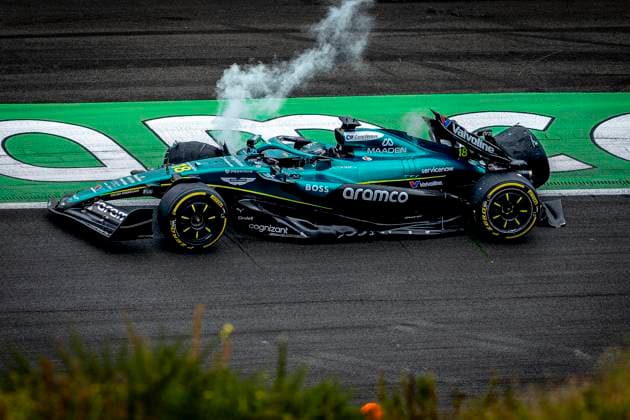 Formule 1 driver Lance Stroll of Aston Martin crashes with his car during the match Formula 1 Zandvoort friday 2025, free practice at the Formula 1 circuit Zandvoort for the Formula One Zandvoort friday 2025 season 2025-2026 in ZANDVOORT, Netherlands on 29 august 2025, (photo by Marcel van Dorst EYE4images DeFodi Images)