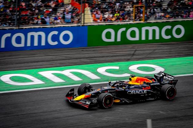 Formule 1 driver MAX Verstappen of Red Bull Racing during the match Formula 1 Zandvoort friday 2025, free practice at the Formula 1 circuit Zandvoort for the Formula One Zandvoort friday 2025 season 2025-2026 in ZANDVOORT, Netherlands on 29 august 2025, (photo by Marcel van Dorst EYE4images DeFodi Images)