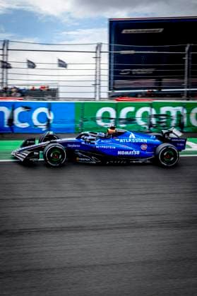 Formule 1 driver Carlos Saintz of Williams during the match Formula 1 Zandvoort friday 2025, free practice at the Formula 1 circuit Zandvoort for the Formula One Zandvoort friday 2025 season 2025-2026 in ZANDVOORT, Netherlands on 29 august 2025, (photo by Marcel van Dorst EYE4images DeFodi Images)