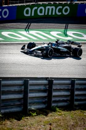 Formule 1 driver George Russell of Mercedes during the match Formula 1 Zandvoort friday 2025, free practice at the Formula 1 circuit Zandvoort for the Formula One Zandvoort friday 2025 season 2025-2026 in ZANDVOORT, Netherlands on 29 august 2025, (photo by Marcel van Dorst EYE4images DeFodi Images)
