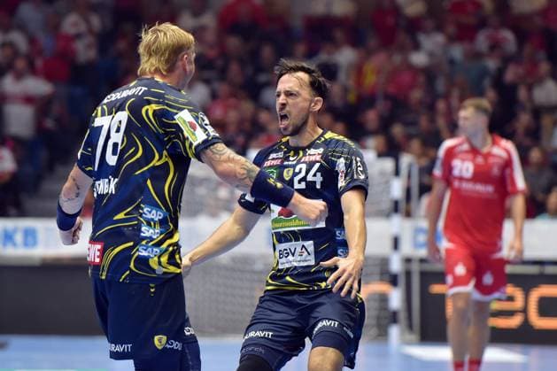 Jubel, bei Edwin Aspenbaeck (Rhein-Neckar Loewen 78) und Patrick Groetzki (Rhein-Neckar Loewen 24) , GER, MT Melsungen - Rhein-Neckar Loewen, Handball, 1. Bundesliga, 1. Spieltag, Saison 2025 2026, 29.08.2025, GER, MT Melsungen - Rhein-Neckar Loewen, Handball, 1. Bundesliga, 1. Spieltag, Saison 2025 2026, 29.08.2025 Kassel Copyright: xEibner-Pressefotox xRolandxSippelx EP_RSL